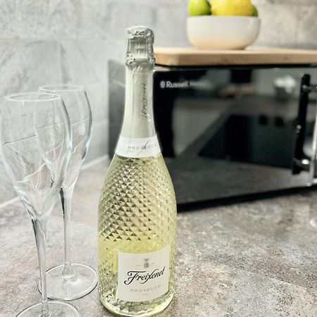 The Crown View - Luxury Apartment - Free Parking Nearby Harrogate Exterior foto