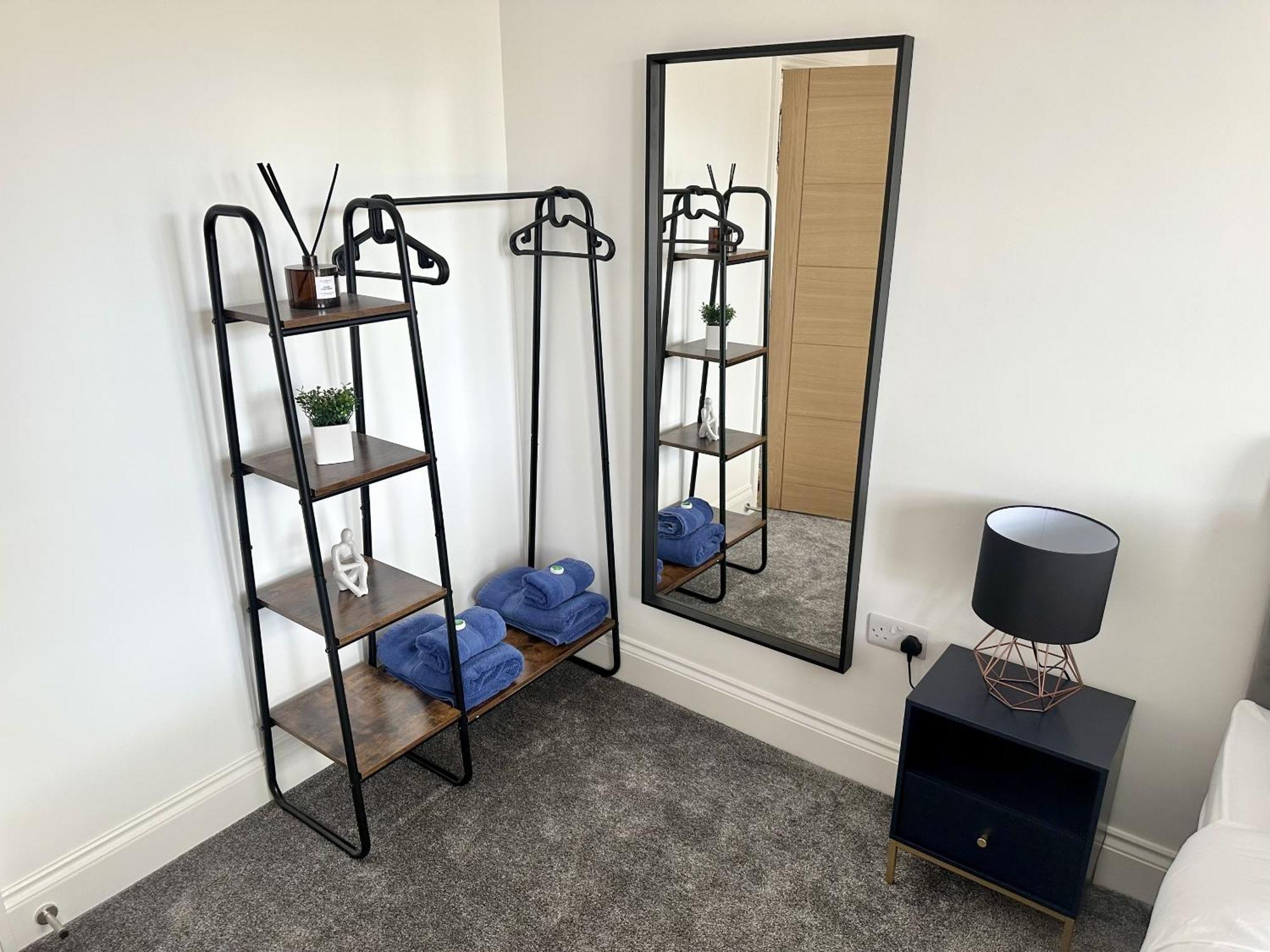 The Crown View - Luxury Apartment - Free Parking Nearby Harrogate Exterior foto